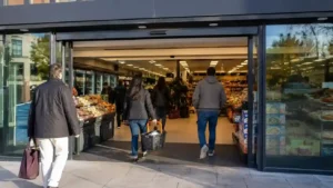 Why Has Iceland Supermarket Price Inflation in April Drawn Attention